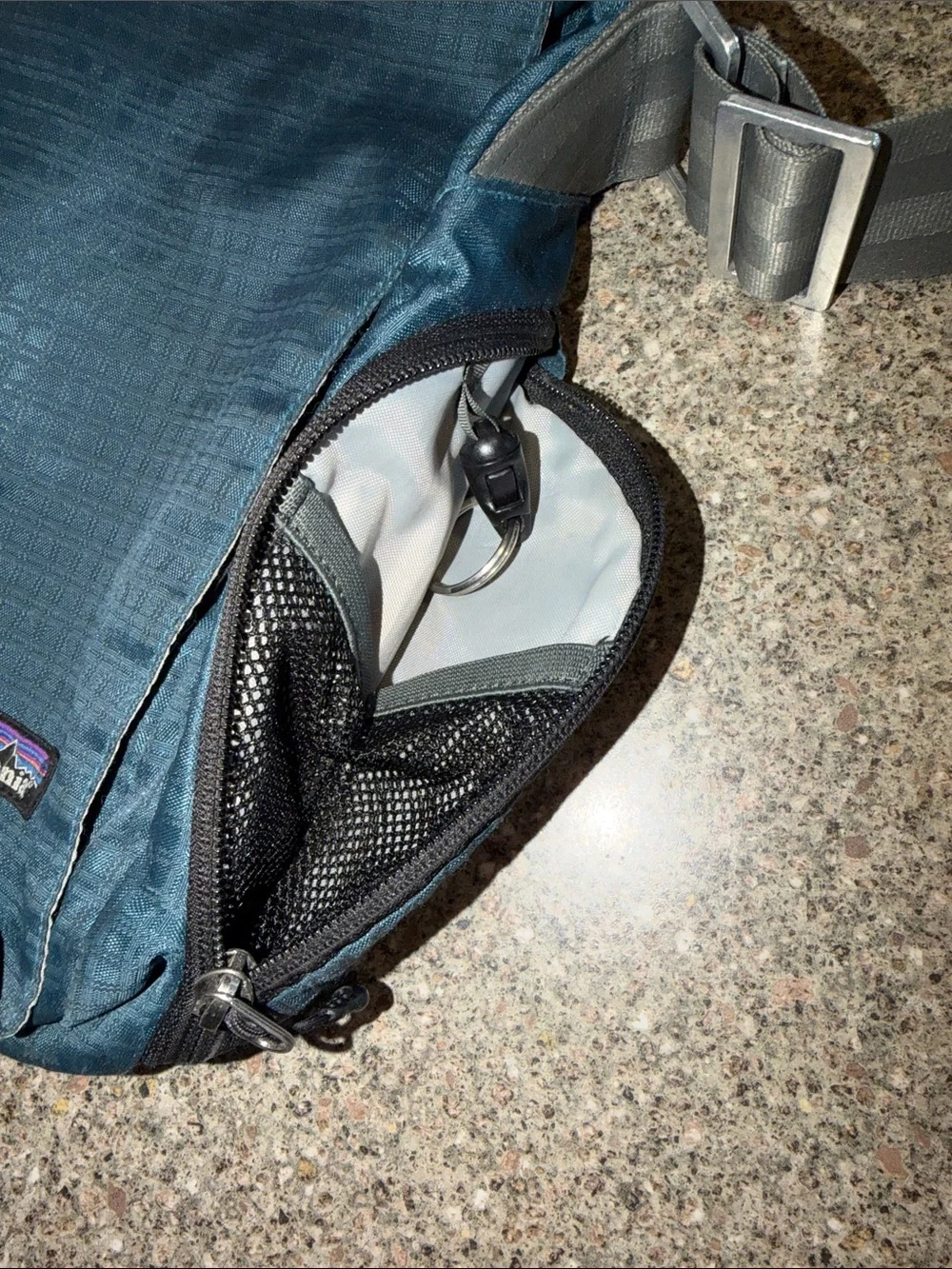 Patagonia Single shot Messenger bag vintage